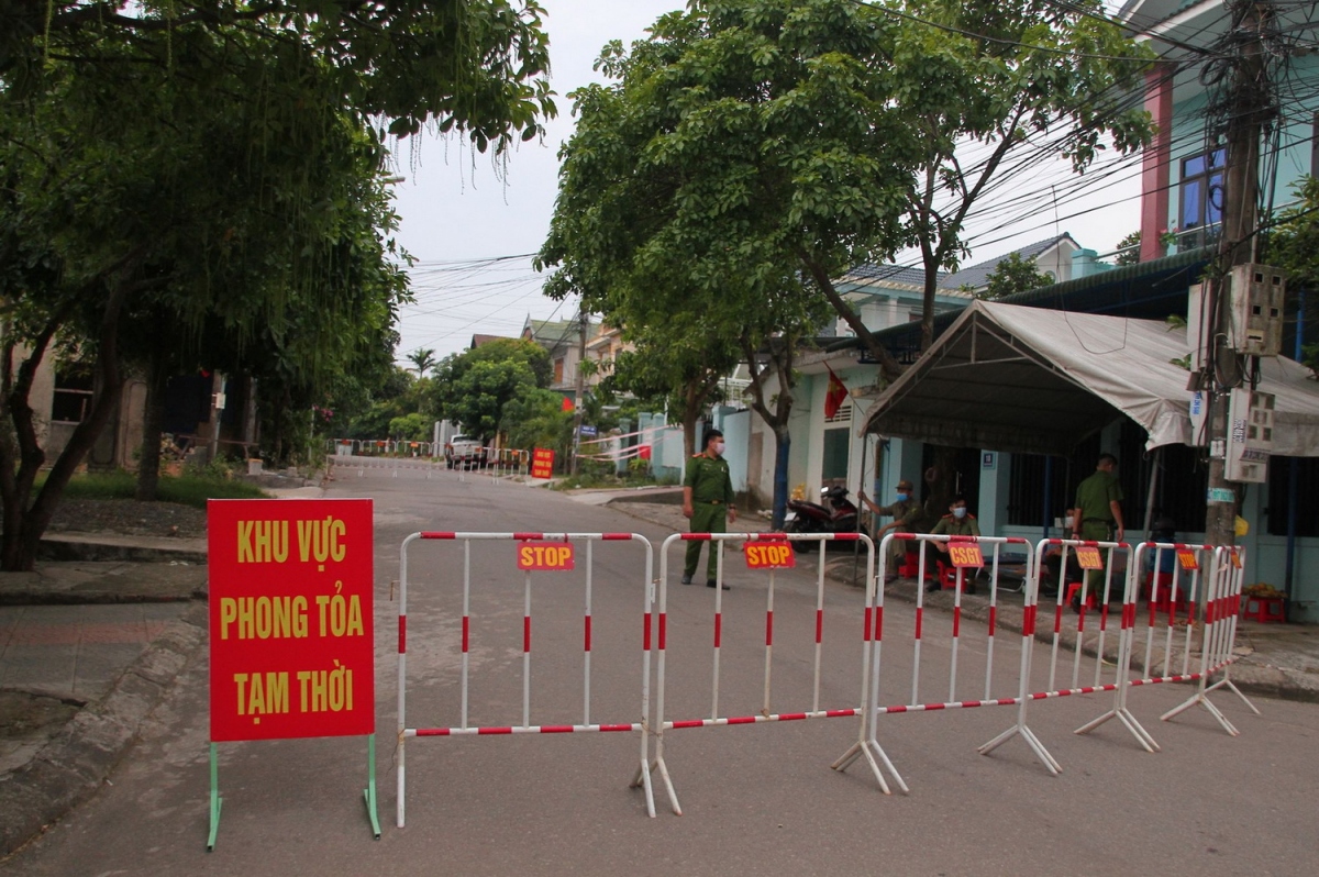 Tạm dừng việc vận chuyển hành khách từ Đà Nẵng về Quảng Trị