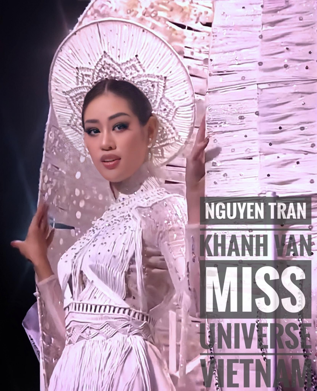 Cùng với Áo dài Kén Em đây là những bộ trang phục dân tộc không kém phần  xuất sắc tại Miss Universe  Báo Phụ Nữ Việt Nam
