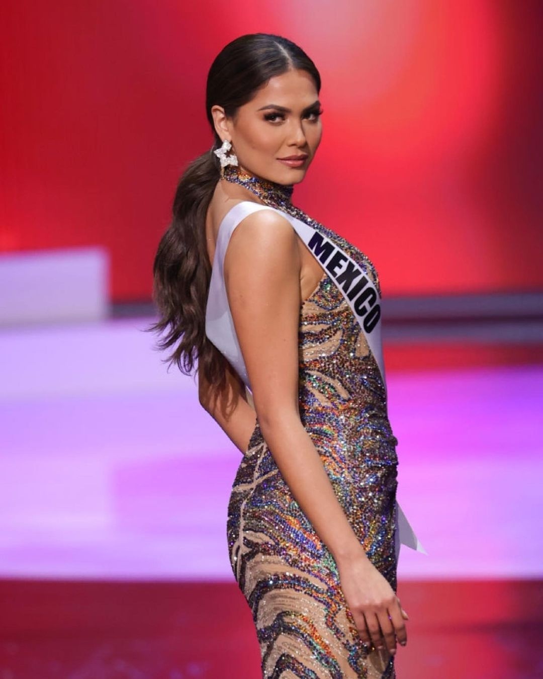 Nhan sắc người đẹp Mexico đăng quang Miss Universe 2020 VOV.VN