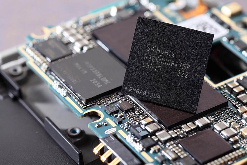 samsung, micron, sk hynix bi cao buoc thao tung gia chip dram hinh anh 1