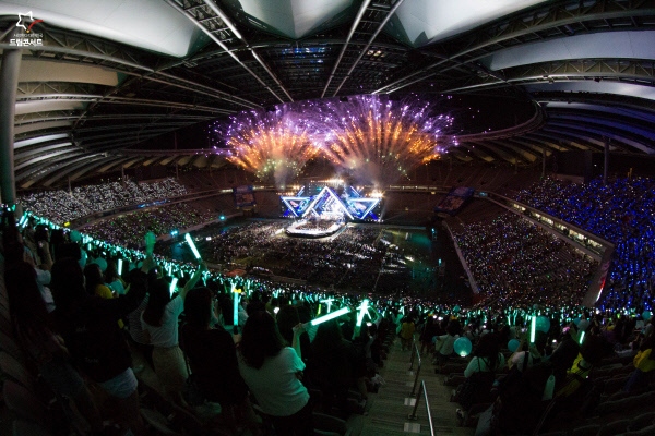  dream concert 2021 se phat truc tuyen va ung dung thuc te ao hinh anh 1