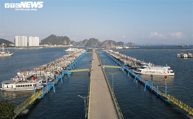 unesco-recognised ha long bay falls quiet amid latest covid-19 wave picture 2 unesco-recognised ha long bay falls quiet amid latest covid-19 wave picture 2