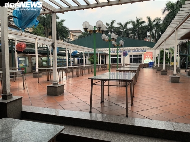 loạt quán bia lớn ở hà nội vườn không nhà trống giữa mùa hốt bạc hình ảnh 2 loat quan bia lon o ha noi vuon khong nha trong giua mua hot bac hinh anh 2