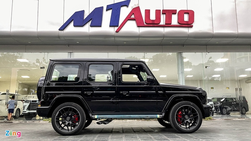 Ảnh Chi Tiết Mercedes-Amg G 63 13 Tỷ Đồng Với Màu Ngoại Thất Hiếm Gặp Tại  Việt Nam | Vov.Vn