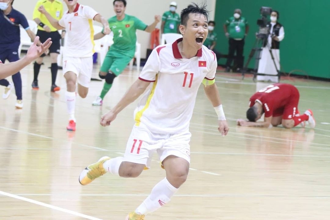 toan canh tran dau cam xuc dua Dt futsal viet nam den world cup lan thu hai hinh anh 7