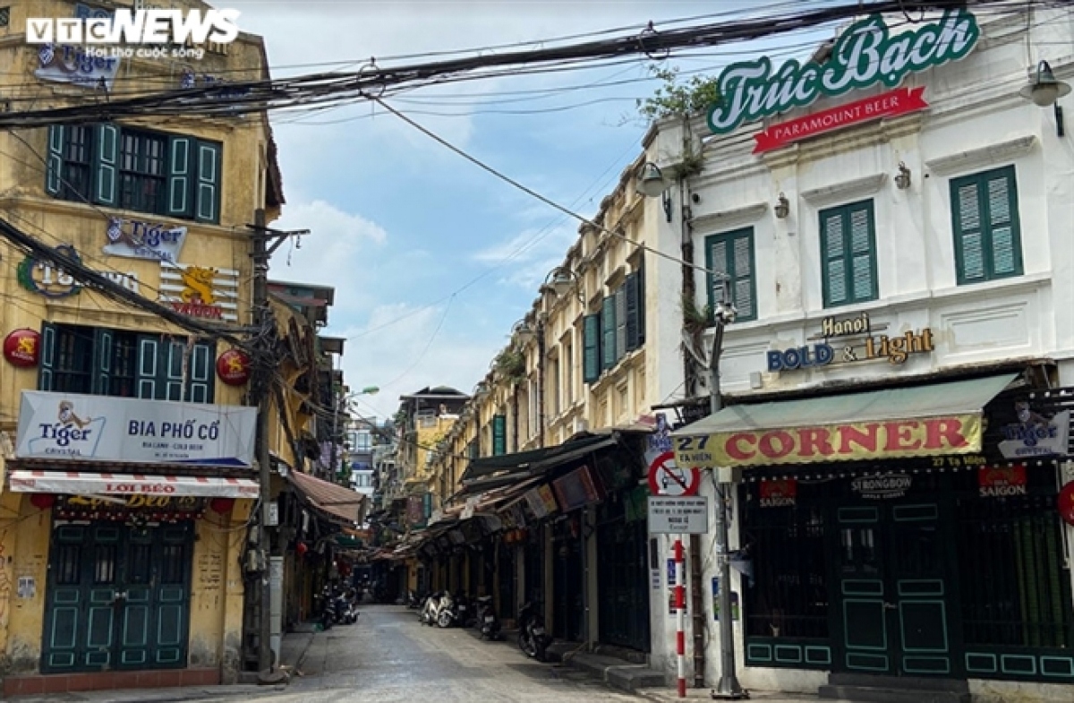 beer restaurants throughout hanoi fall quiet amid latest restrictions picture 16