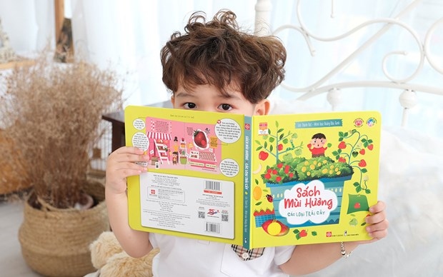 scented books for kids make debut picture 1