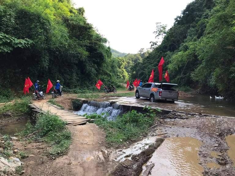 cao bang tuyen truyen bau cu luu dong den tung thon, ban hinh anh 6