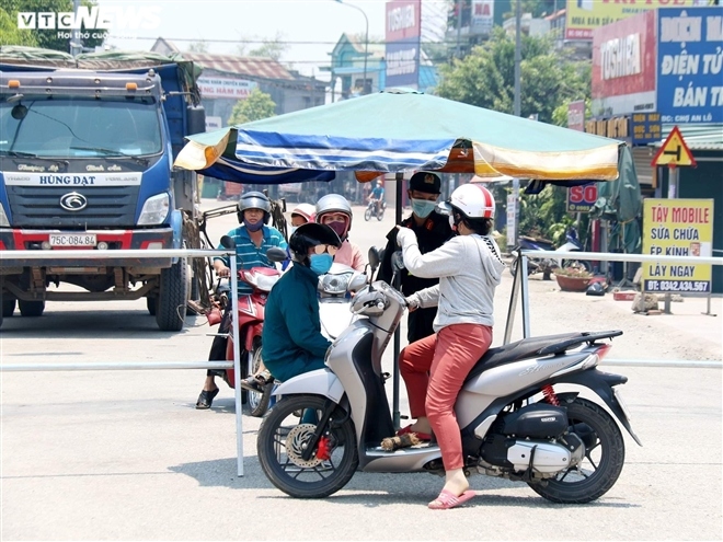 Di danh ghen, nhom nguoi o hue bi cach ly hinh anh 1