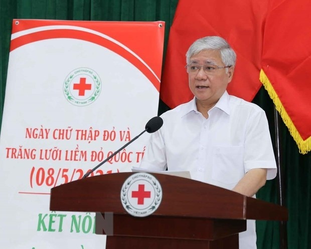 President of the Vietnam Fatherland Front (VFF) Central Committee Do Van Chien addresses the event.