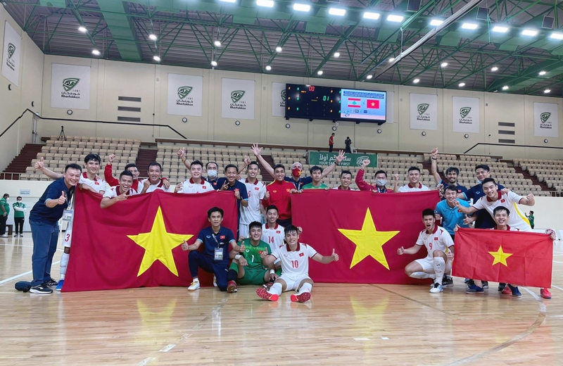 gianh ve du world cup, Dt futsal viet nam duoc thuong nong 1 ty dong hinh anh 1