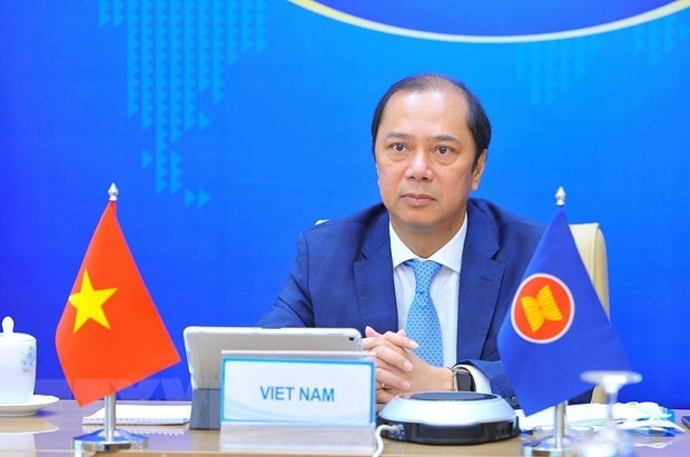 vietnam proposes asean, china prioritise coordination in covid-19 fight picture 1