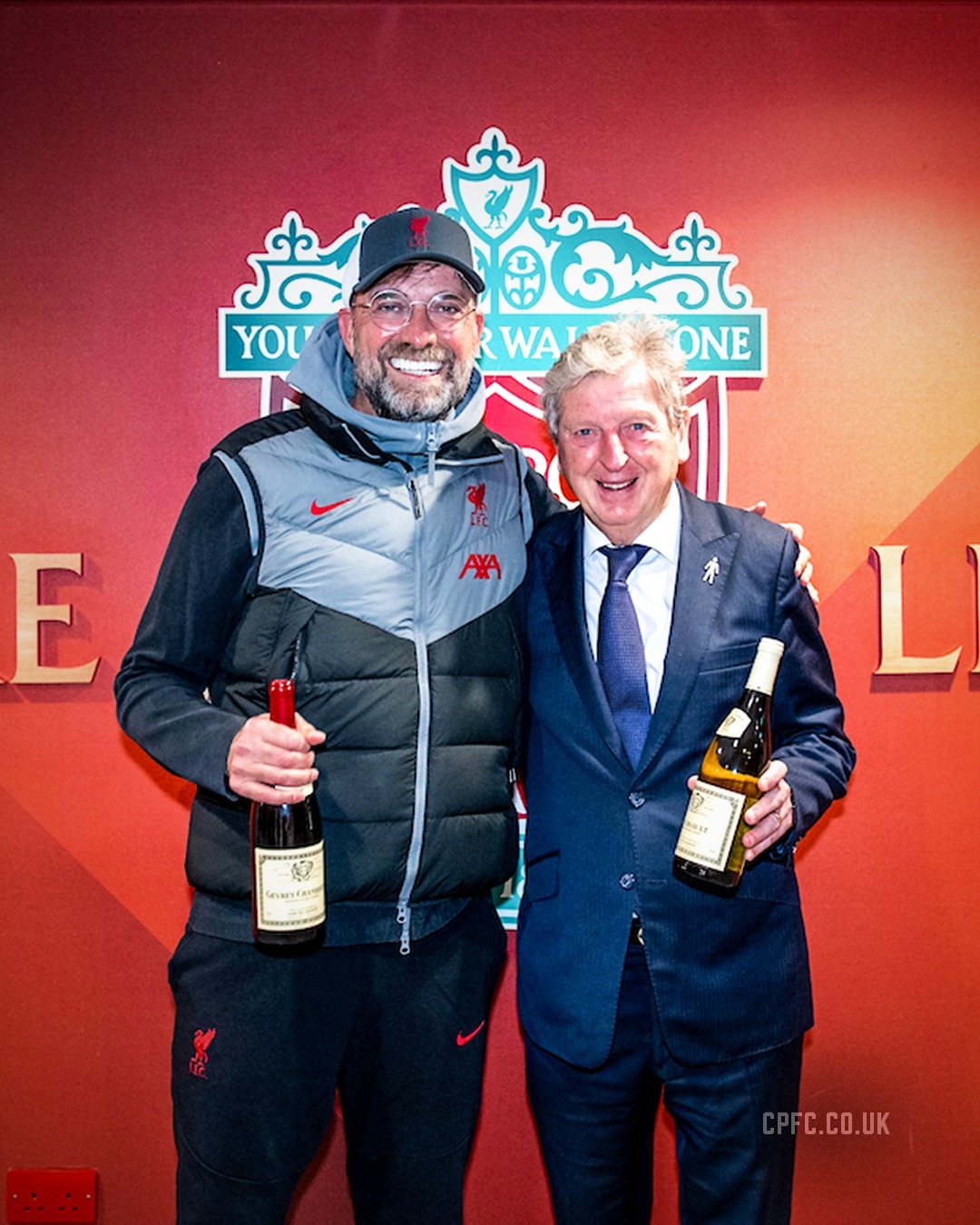HLV Jurgen Klopp và HLV Roy Hodgson. (Ảnh: CPFC)