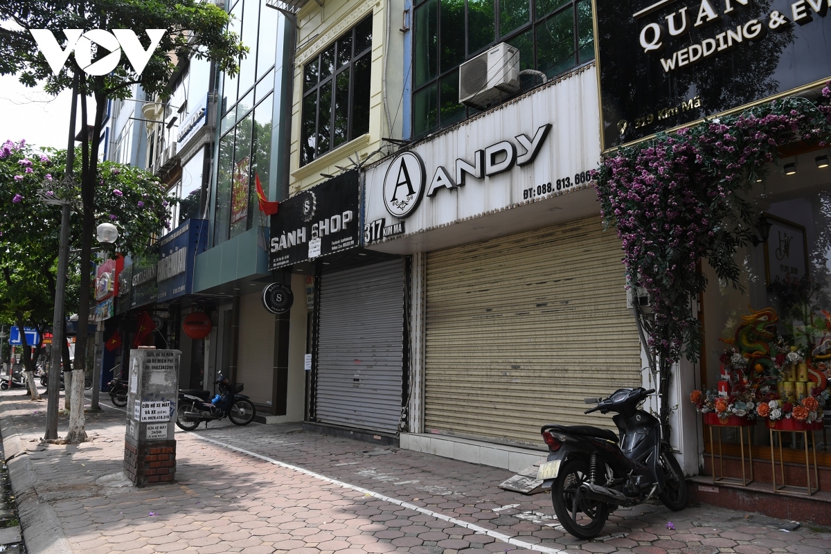 hanoi business outlets hit hard by latest covid-19 restrictions picture 13