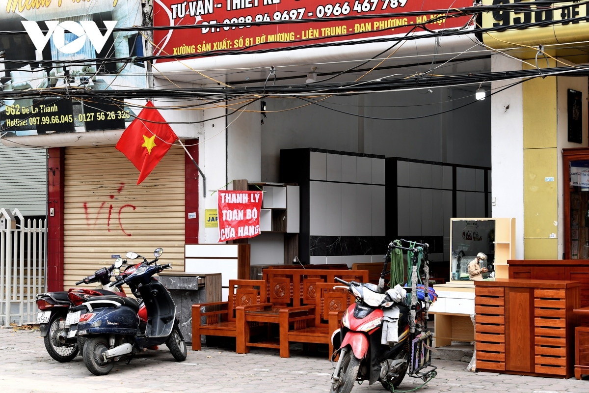 hanoi business outlets hit hard by latest covid-19 restrictions picture 9