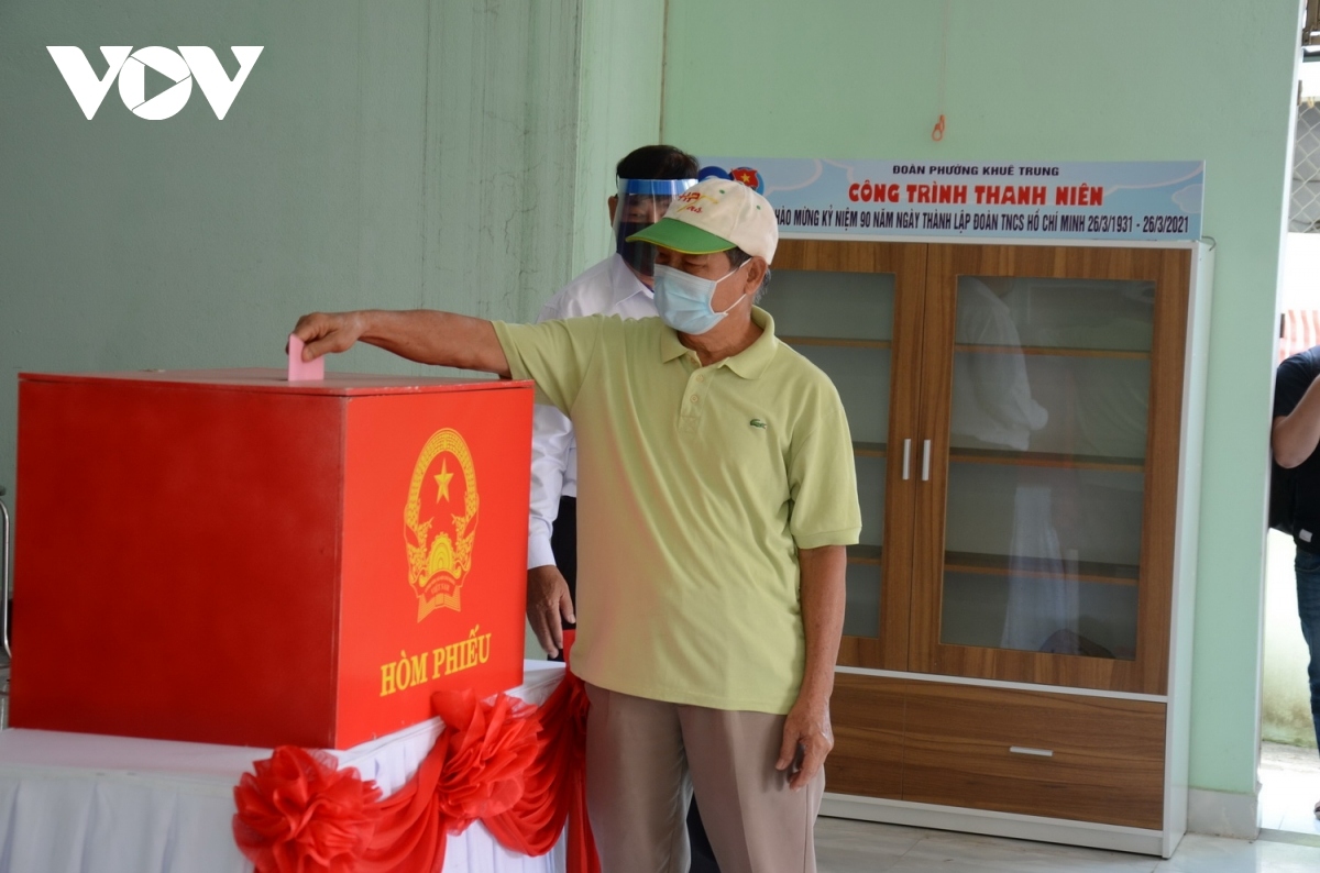 da nang holds election rehearsal in covid-19 context picture 4