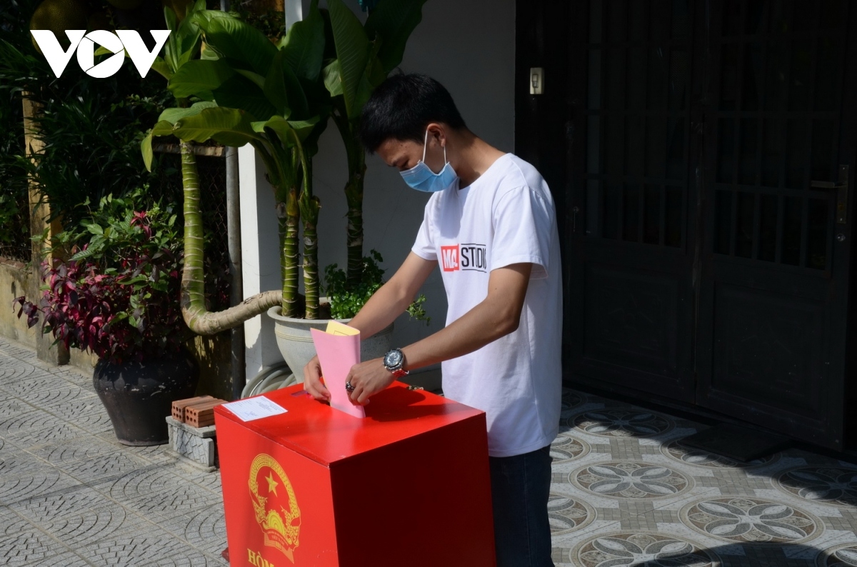 da nang holds election rehearsal in covid-19 context picture 7
