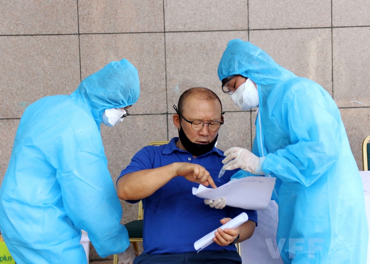 national football team receive second shot of covid-19 vaccine picture 11