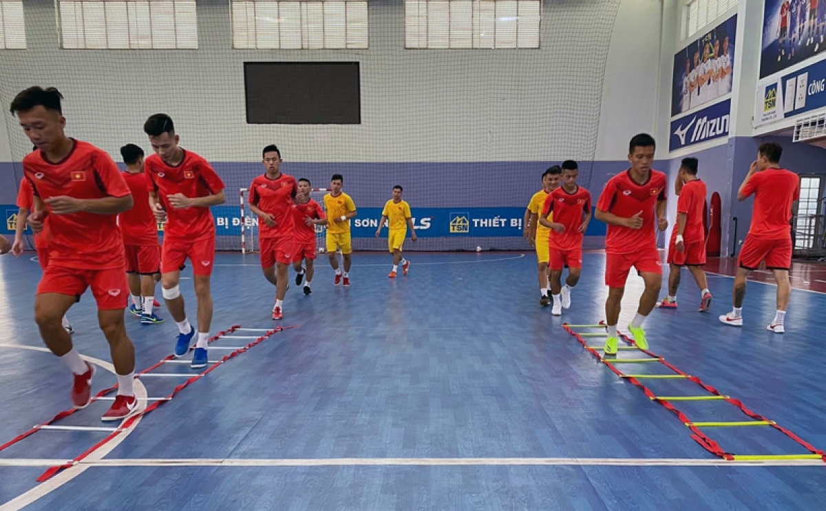 vietnam to play friendly with thai rivals ahead of futsal world cup finals picture 1