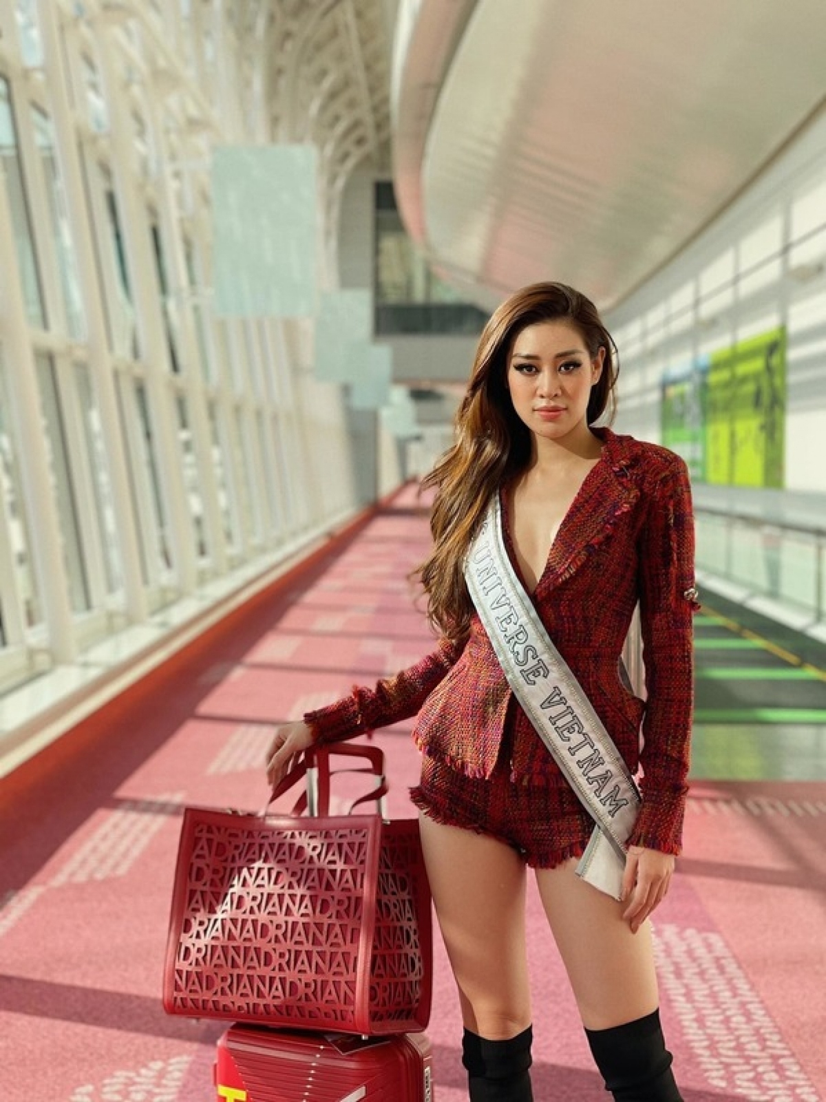 khanh van looks confident in us for miss universe 2020 picture 7