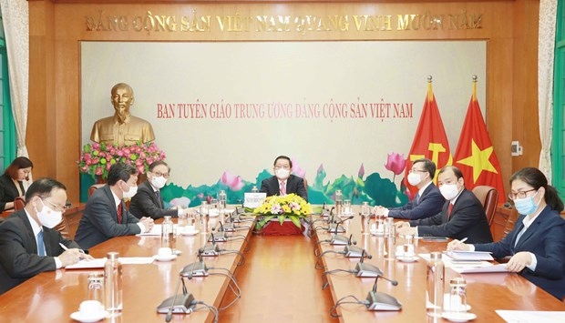 vietnamese, lao party commissions forge cooperation picture 1