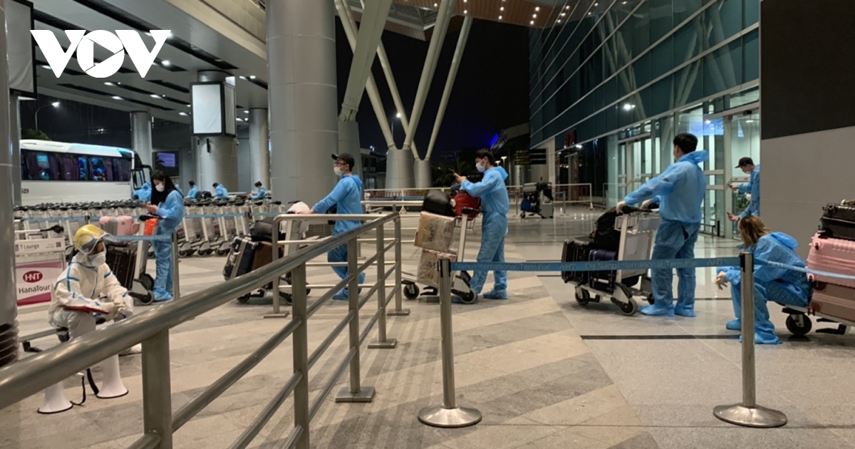 da nang to suspend receiving vietnamese returnees from abroad picture 1