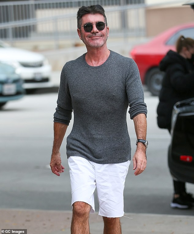 simon cowell va ban gai tron con , hen ho an toi lang man tai nha hang hinh anh 4