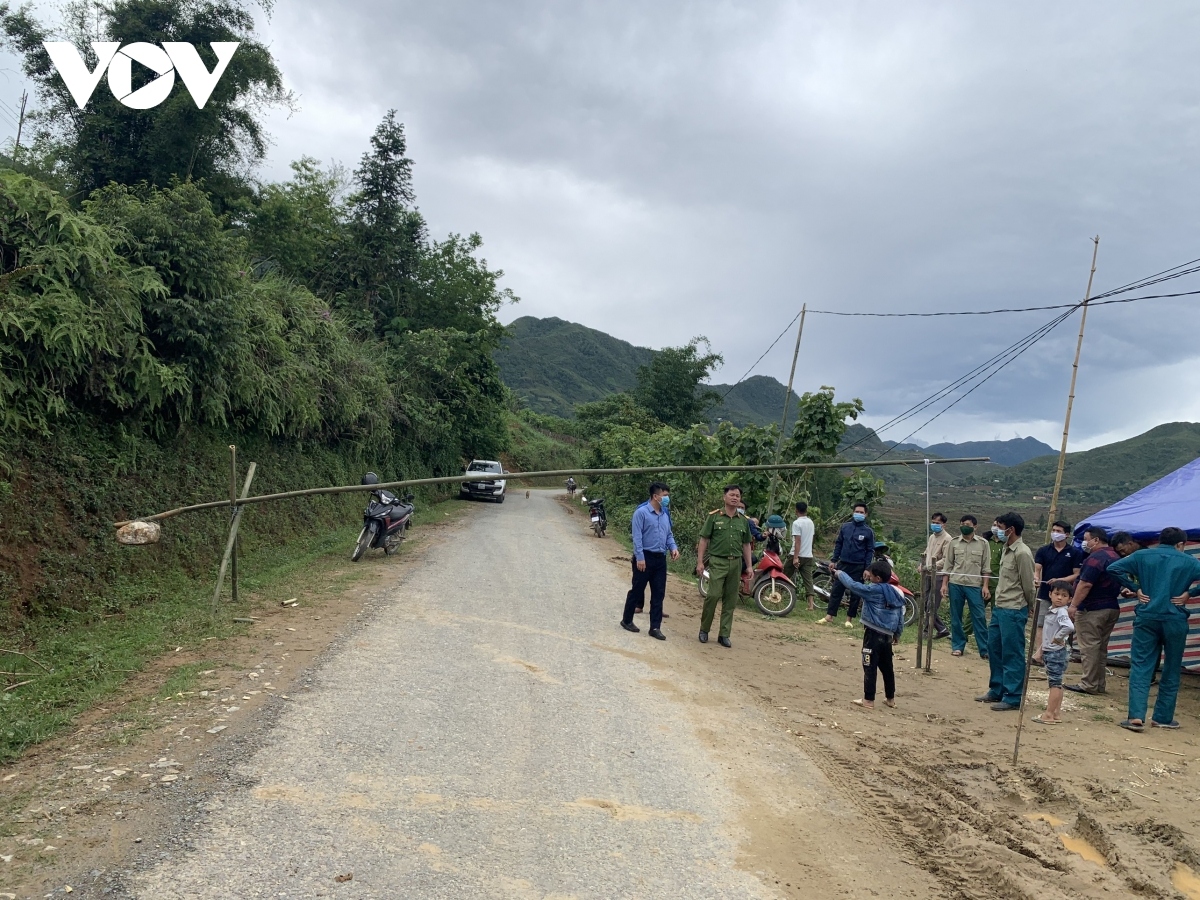 sa pa falls quiet amid national covid-19 fight picture 6