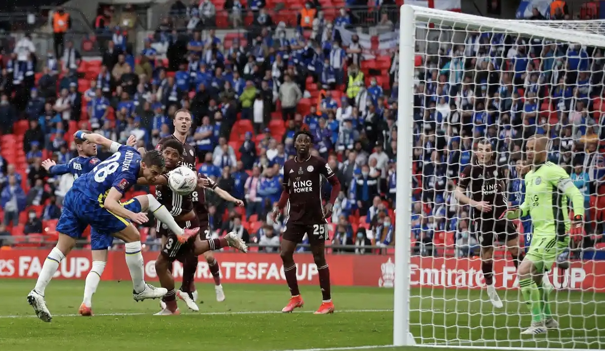 Trận chung kết FA Cup vẫn chưa có bàn thắng sau gần 1 giờ thi đấu. (Ảnh: Getty).