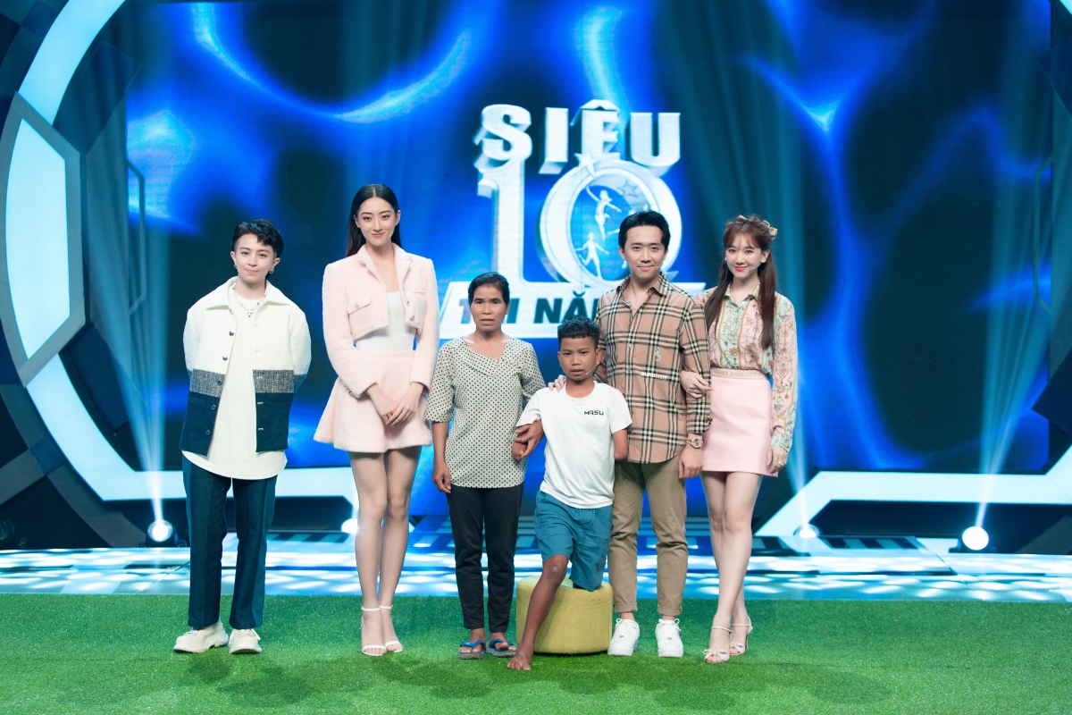 Hoa hậu Lương Thùy Linh là khách mời tập 5 chương trình "Siêu trí tuệ nhí".