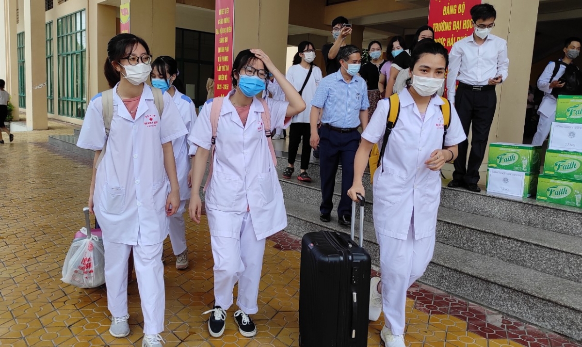 Đoàn tình nguyện Hải Phòng, Yên Bái lên đường đến Bắc Giang hỗ trợ chống dịch