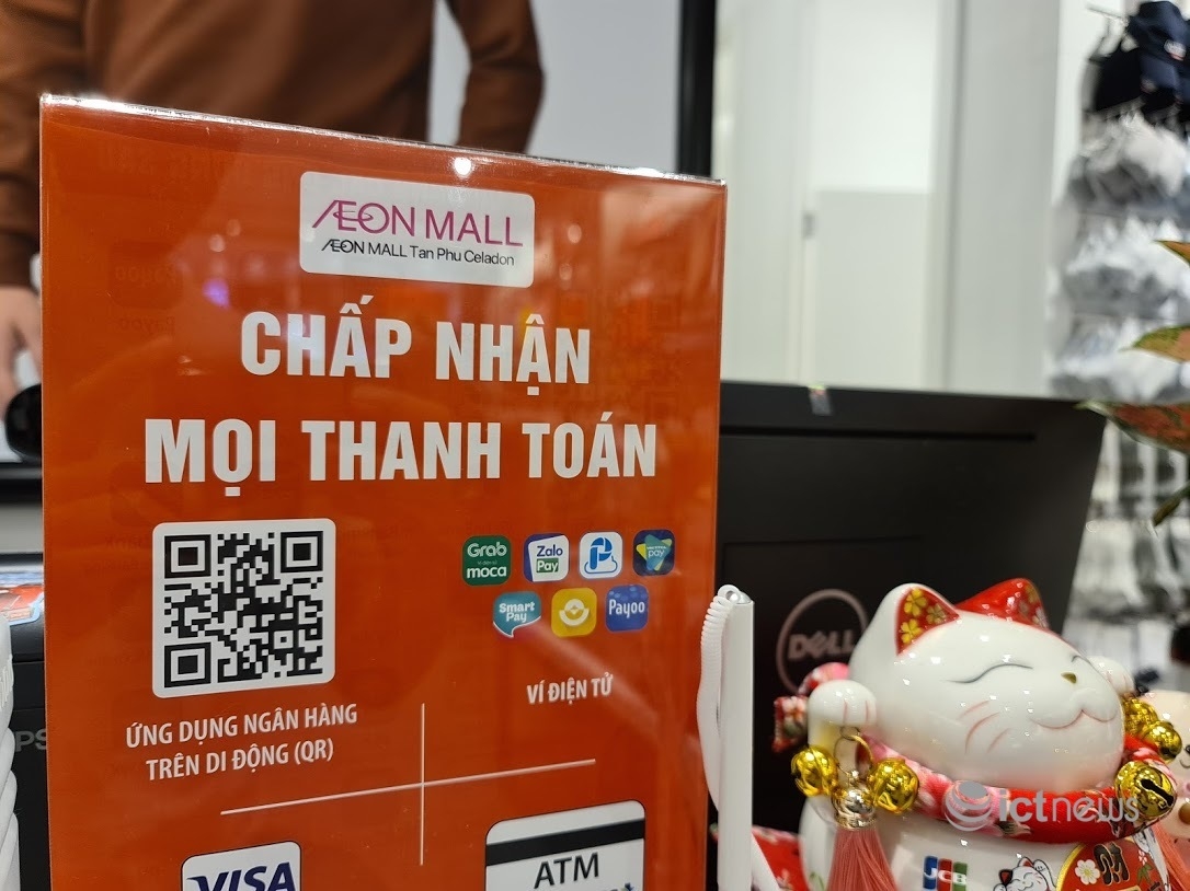 e-wallet, qr code favored by vietnamese picture 1