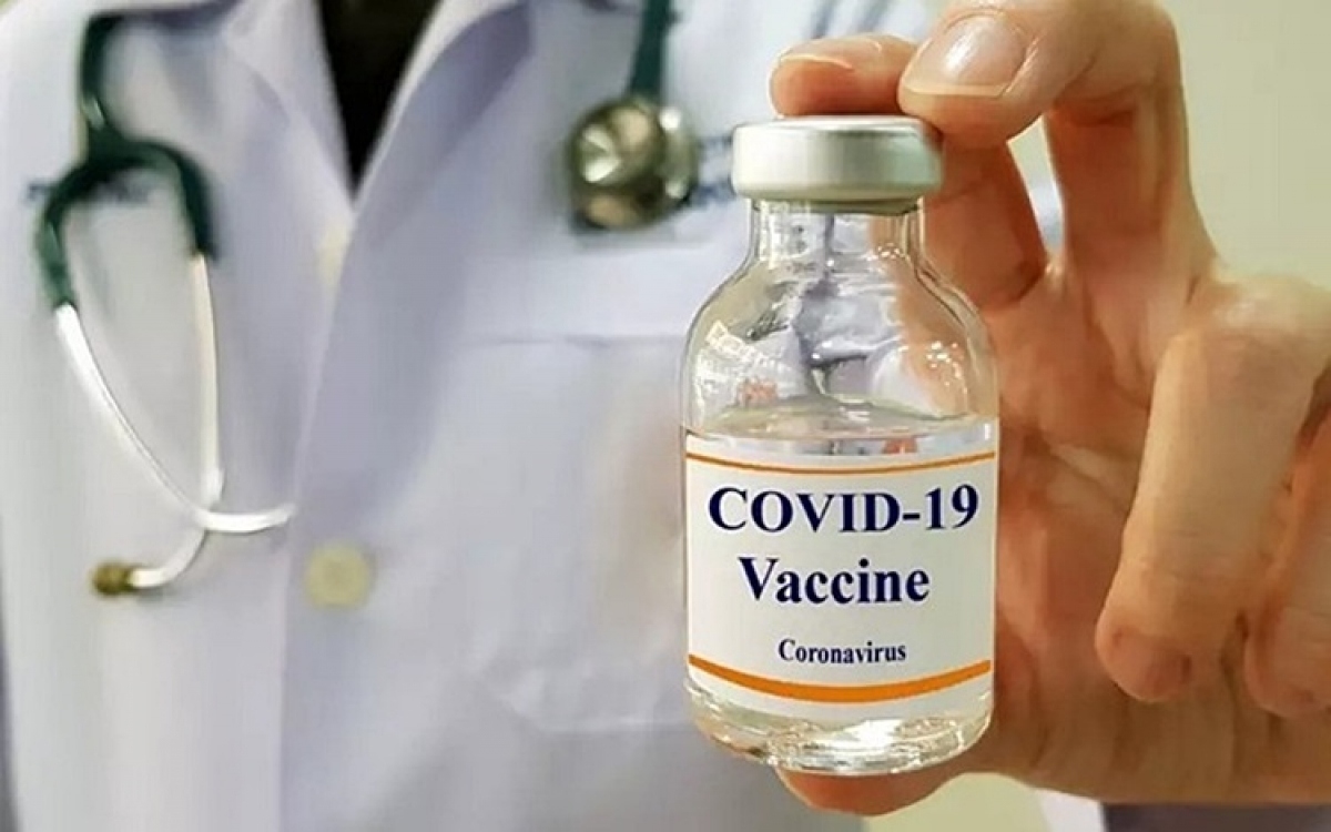 Tiếp cận vaccine Covid-19, bài toán quyền sở hữu trí tuệ và xuất khẩu. (Ảnh: KT)