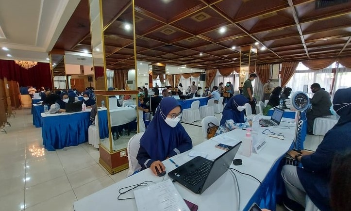 Indonesia tiêm chủng vaccine Covid-19 cho người nước ngoài