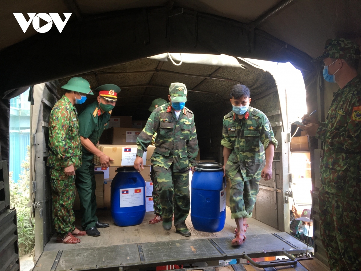 vietnam lends a helping hand to laos covid-19 fight picture 1