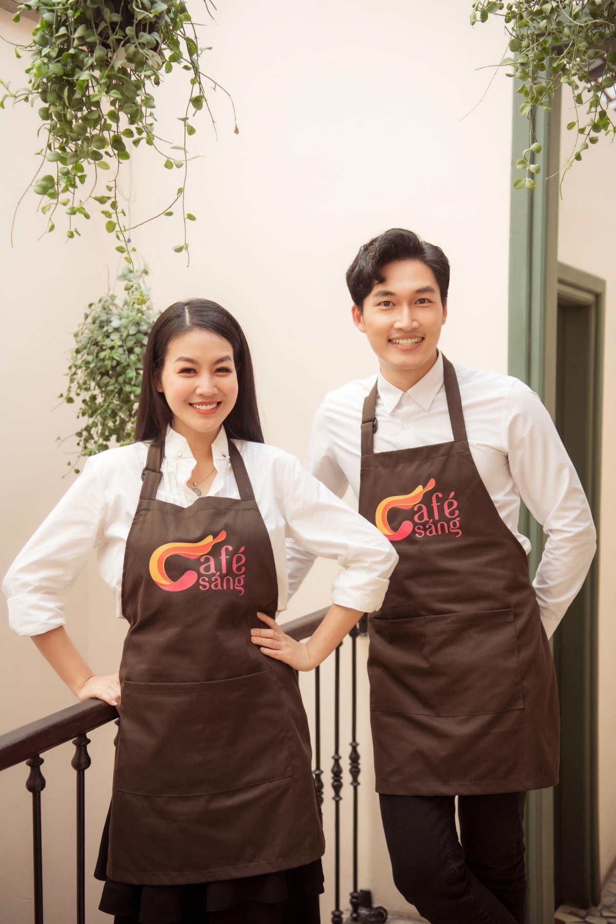 Đình Tú trong vai trò mới.