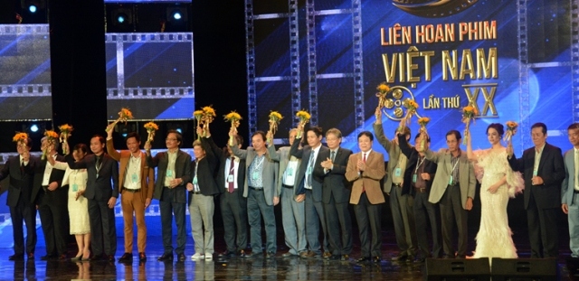 Artists are honoured at the 20th Vietnam Film Festival.