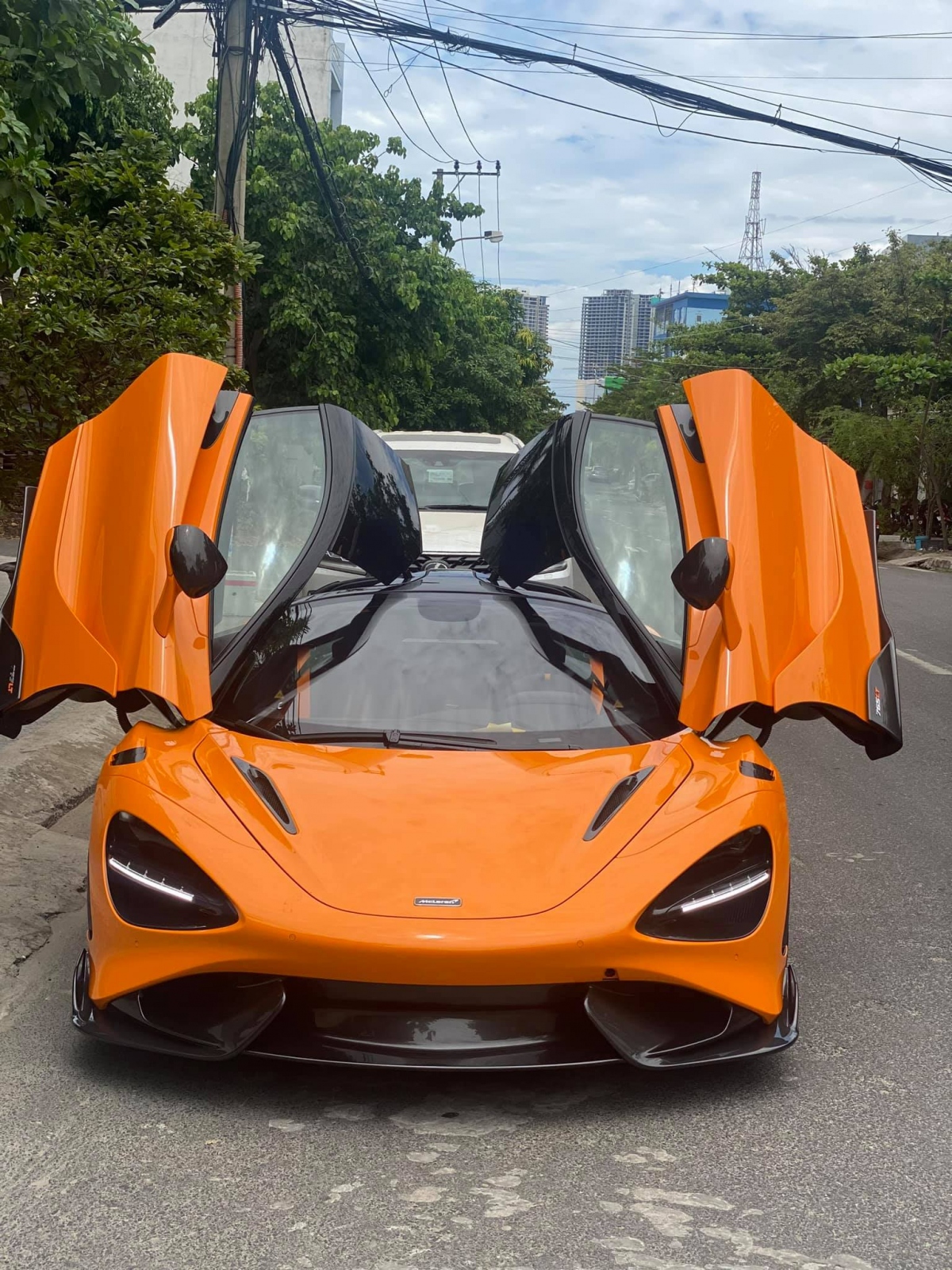 sieu xe mclaren 765lt thu tu cap ben viet nam hinh anh 4