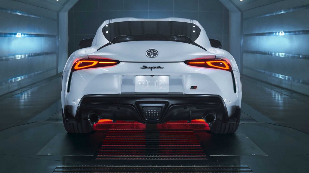 xe hieu suat cao toyota supra 2022 co them ban a91 voi nhieu trang bi soi carbon hinh anh 9