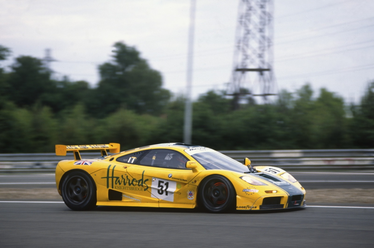 phu tung cua mclaren f1 gtr duoc rao ban voi gia binh dan hinh anh 2