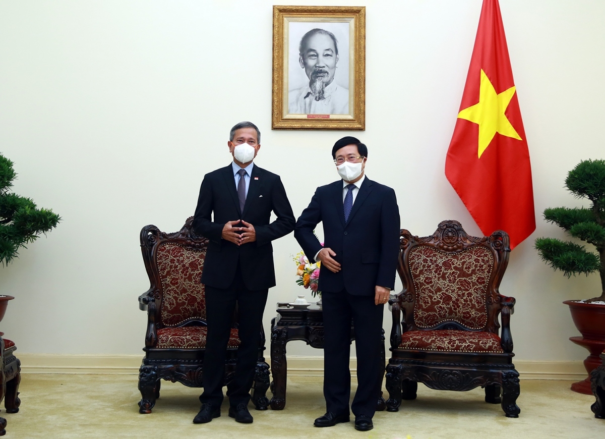 vietnam, singapore work towards mutual recognition of vaccination certificates picture 1