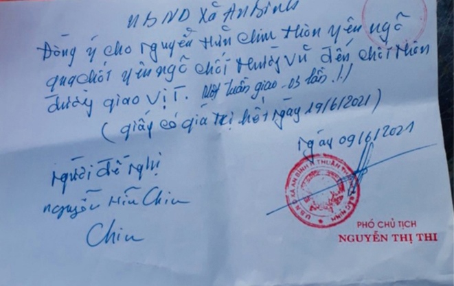 Dinh chi chu tich xa an binh bac ninh ky giay cho dan di cho trong vung dich hinh anh 1