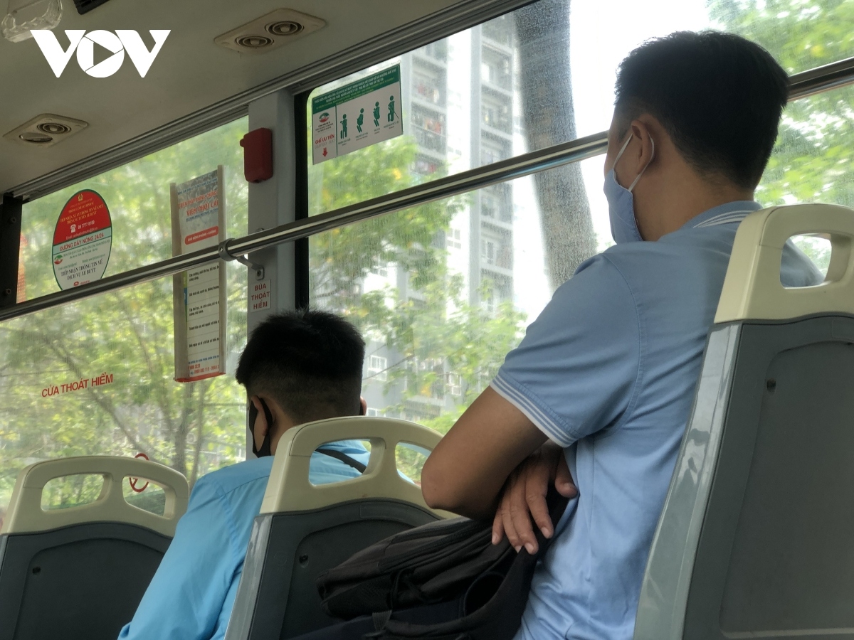 hanoi bus service not favoured by local residents amid covid-19 fears picture 6