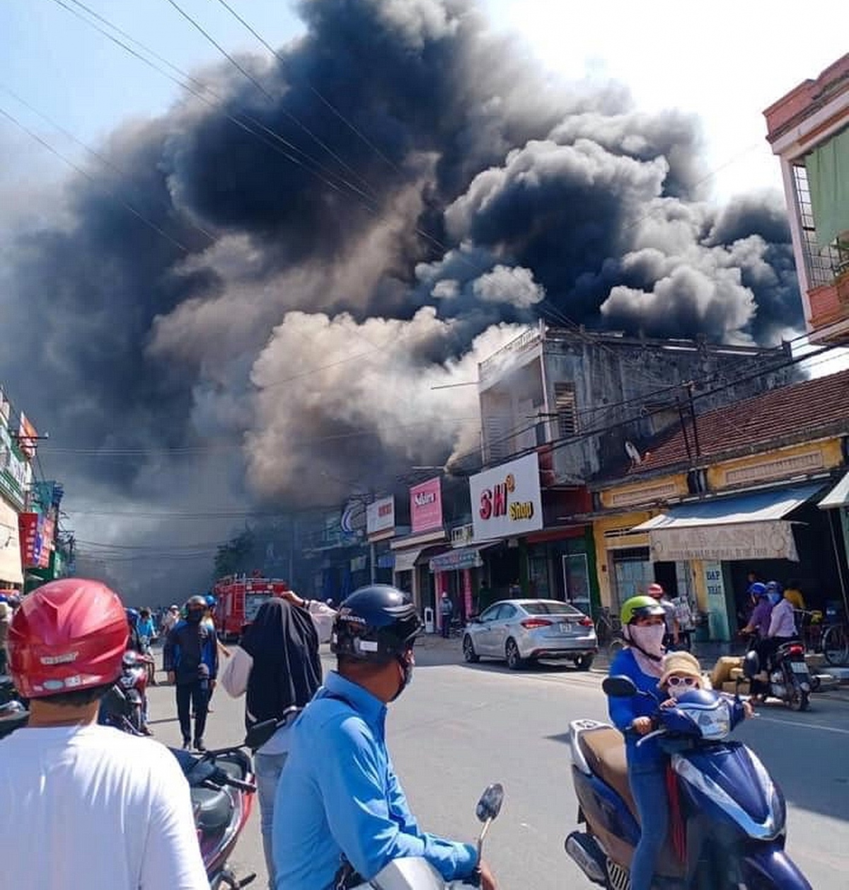 hai ngay xay ra 2 vu chay o binh Dinh hinh anh 1