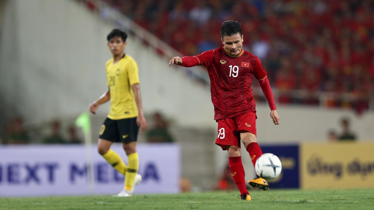 Quang Hải bị treo giò, HLV Tan Cheng Hoe mừng ra mặt