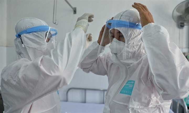 80-year-old patient dies of covid-19 in hcm city picture 1