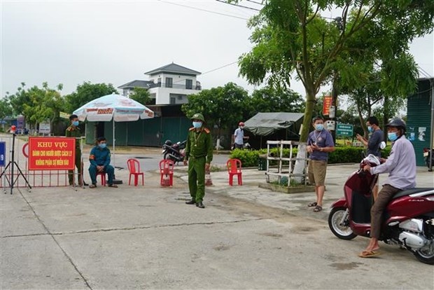 ha tinh dung cac hoat dong, dich vu khong thiet yeu tu 10h sang nay hinh anh 1