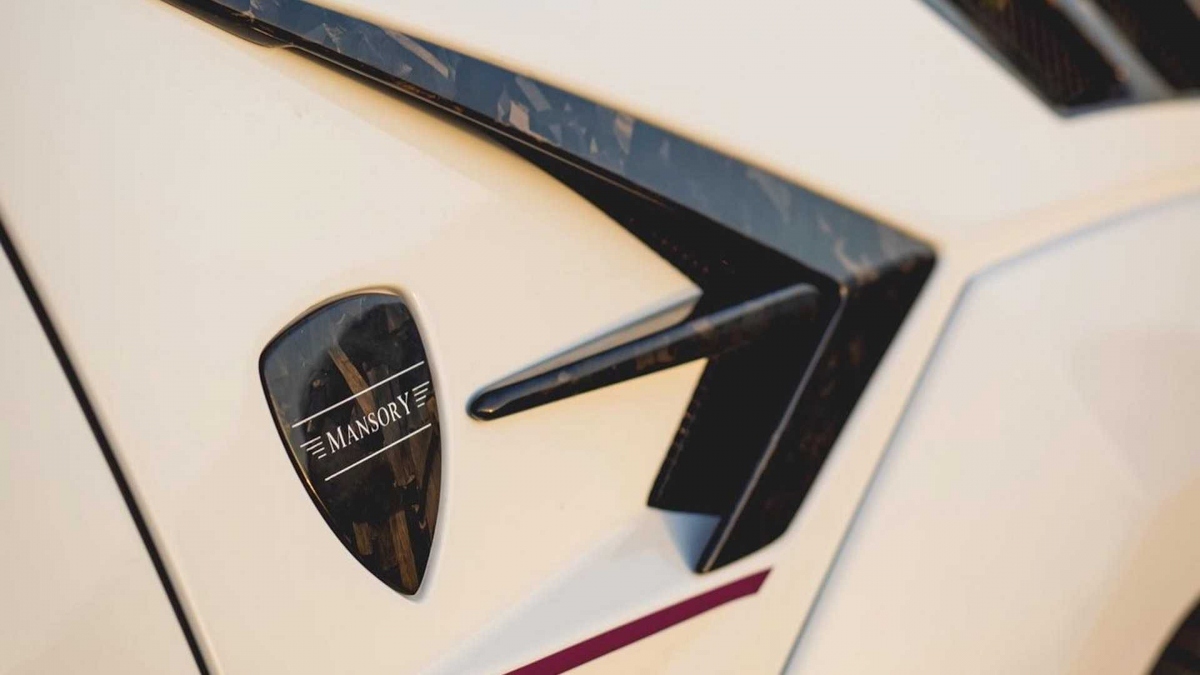 Logo Lamborghini Urus Marka I Szczegóły Znaku Tekstowego Maska Czarny  Przedni Samochód Projekt Włoski Zdjęcie Stock Editorial - Obraz złożonej z  zatrzymuje, produkcja: 252618808