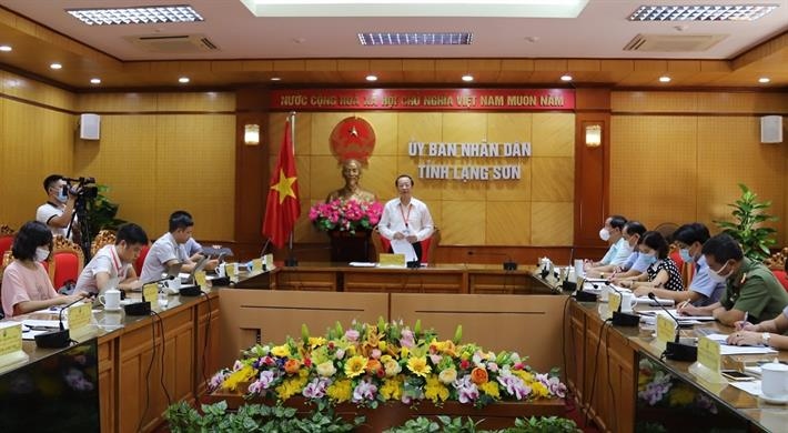 Thứ trưởng Bộ GD-ĐT làm việc với Ban chỉ đạo thi tốt nghiệp THPT tỉnh Lạng Sơn.