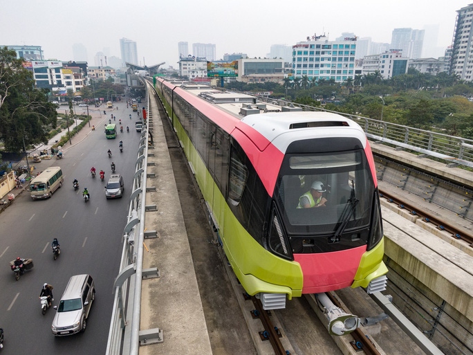 sang nay 1 7 , doan tau nhon - ga ha noi bat dau chay thu nghiem an toan hinh anh 1